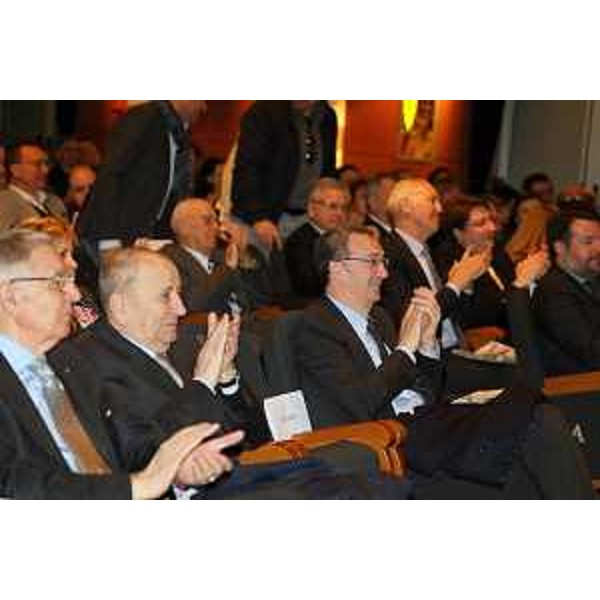 Sergio Bolzonello (Vicepresidente Regione FVG e assessore Attività produttive) nel corso della cerimonia organizzata dalla Confartigianato di Udine per la festa di San Giuseppe Artigiano, all'Auditorium Candoni - Tolmezzo 20/03/2016