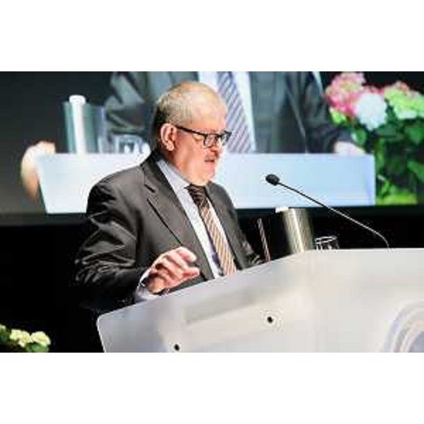 Graziano Tilatti (Presidente Confartigianato Udine) nel corso della cerimonia organizzata dalla Confartigianato di Udine per la festa di San Giuseppe Artigiano, all'Auditorium Candoni - Tolmezzo 20/03/2016