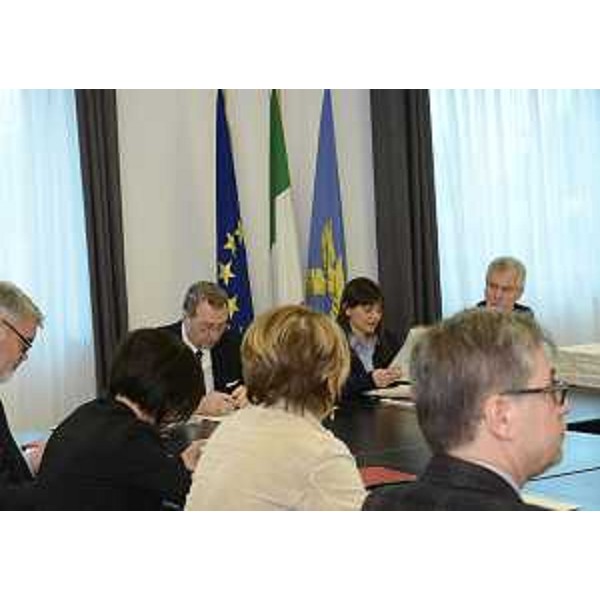 Riunione della Giunta del FVG presieduta da Debora Serracchiani (Presidente Regione Friuli Venezia Giulia) - Udine 25/03/2016