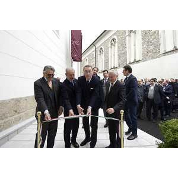 Alberto Morgante (Presidente Fondazione San Daniele), Paolo Menis (Sindaco San Daniele), Sergio Bolzonello (Vicepresidente Regione FVG e assessore Attività produttive) e Giuseppe Villani (Presidente Consorzio Prosciutto San Daniele) inaugurano la nuova sede del Consorzio del Prosciutto di San Daniele in via Ippolito Nievo 19 - San Daniele del Friuli 31/03/2016 (Foto Luca d'Agostino / Phocus Agency © 2016)