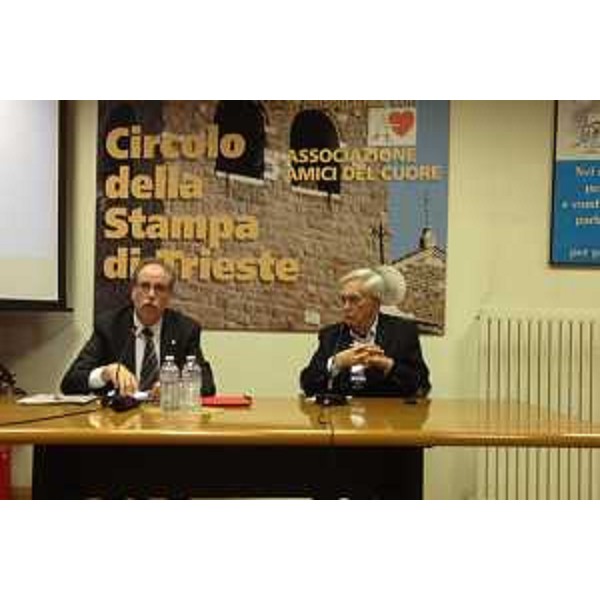 Gianni Torrenti (Assessore regionale Cultura) all'incontro organizzato dal Circolo della Stampa sul tema delle Politiche culturali - Trieste 04/04/2016