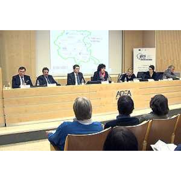 L'incontro "Dalla parte delle Imprese. Le opportunità di crescita e di sviluppo in Friuli Venezia Giulia" nella Conference Hall del Centro Congressi di AREA Science Park - Padriciano (TS) 07/04/2016