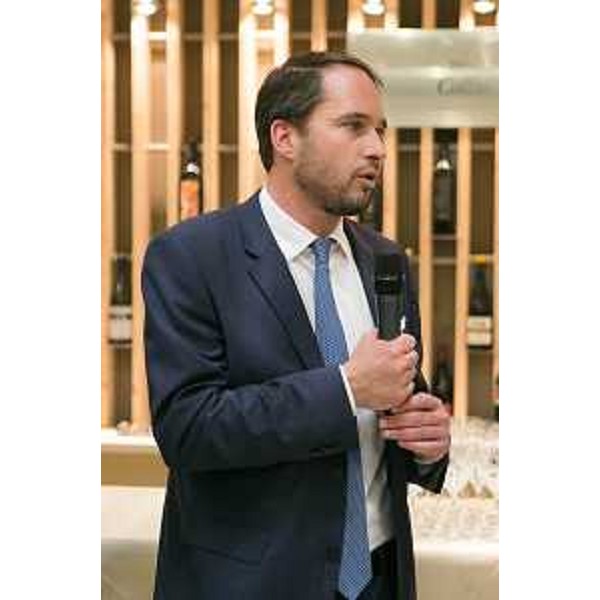 Cristiano Shaurli (Assessore regionale Risorse agricole e forestali) all'inaugurazione dello stand del Friuli Venezia Giulia al 50° Vinitaly - Verona 10/04/2016