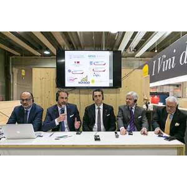 Cristiano Shaurli (Assessore regionale Risorse agricole e forestali) alla presentazione di "Italy is Eataly" nello stand del Friuli Venezia Giulia al 50° Vinitaly - Verona 10/04/2016