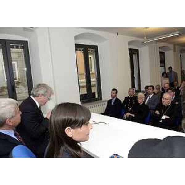 Carlo Sangalli (Presidente nazionale Confcommercio), Antonio Paoletti (Presidente Confcommercio Trieste) e Debora Serracchiani (Presidente Regione Friuli Venezia Giulia) all'inaugurazione della sede di Confcommercio, in via Mazzini 22 - Trieste 12/04/2016