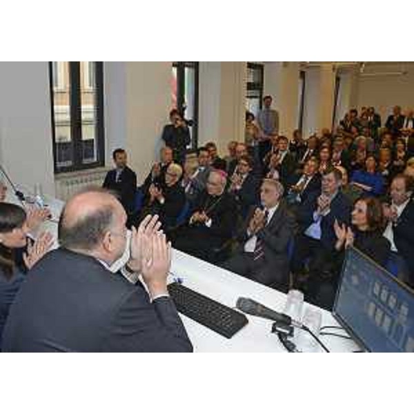 Debora Serracchiani (Presidente Regione Friuli Venezia Giulia) e Roberto Cosolini (Sindaco Trieste) all'inaugurazione della nuova sede di Confcommercio, in via Mazzini 22 - Trieste 12/04/2016