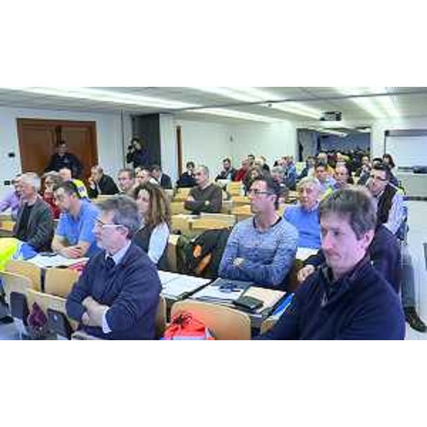 Incontro formativo rivolto alle strutture comunali e ai gruppi comunali di volontariato, nella sede della Protezione civile - Palmanova 14/04/2016