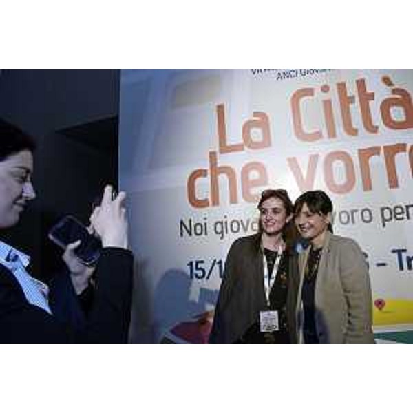 Debora Serracchiani (Presidente Regione Friuli Venezia Giulia) alla settima assemblea nazionale ANCI Giovani, sul tema "La Città che vorrei", alla Stazione Marittima - Trieste 16/04/2016