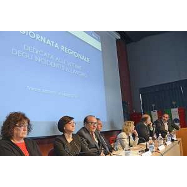 Sara Vito (Assessore regionale Ambiente ed Energia) alla settima Giornata regionale dedicata alle vittime degli incidenti sul lavoro - Trieste 16/04/2016