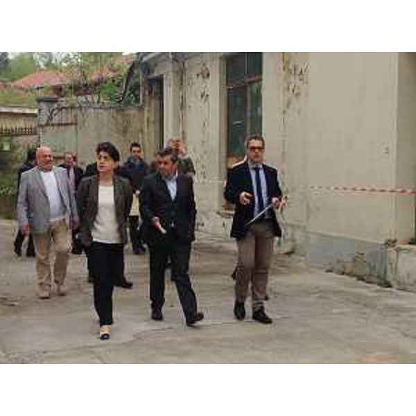 Mariagrazia Santoro (Assessore regionale Infrastrutture e Territorio) e Francesco Martines (Sindaco Palmanova) in sopralluogo per la riqualificazione dell'ex Ospedale civile - Palmanova 18/04/2016
