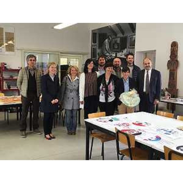 Debora Serracchiani (Presidente Regione Friuli Venezia Giulia) e Claudio Bignolin (Sindaco San Pier d'Isonzo) visitano la Scuola di ceramica Germano Masetti - San Pier d'Isonzo 18/04/2016