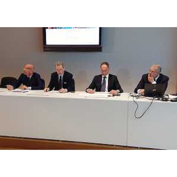 Franco Milan (Direttore centrale Attività produttive, Turismo e Cooperazione), Sergio Bolzonello (Vicepresidente Regione FVG e assessore Attività produttive, Turismo e Cooperazione), Bruno Bertero (Direttore Marketing PromoTurismo FVG) e Marco Tullio Petrangelo (Direttore generale PromoTurismo FVG) alla conferenza stampa di presentazione dei dati 2015 sul turismo in FVG - Udine 18/04/2016