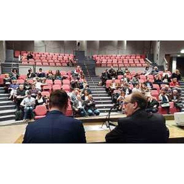 Gianni Torrenti (Assessore regionale Cultura) all'incontro con i soggetti interessati a proporre iniziative legate al ricordo della Prima Guerra Mondiale - Gorizia 20/04/2016