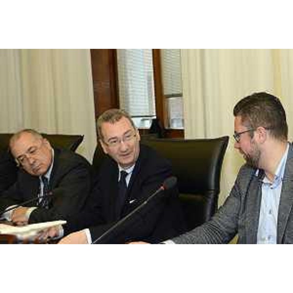 Marco Tullio Petrangelo (Direttore generale PromoTurismo FVG), Sergio Bolzonello (Vicepresidente Regione FVG e assessore Attività produttive, Turismo e Cooperazione) e Alessio Gratton (Presidente II Commissione consiliare) - Trieste 19/04/2016