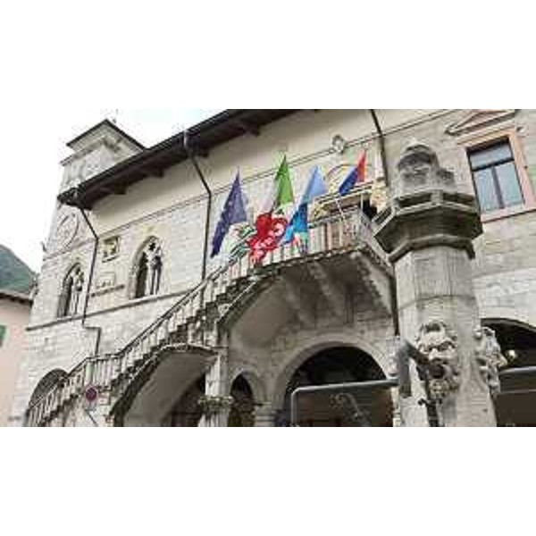 Il Municipio - Venzone 26/04/2016
