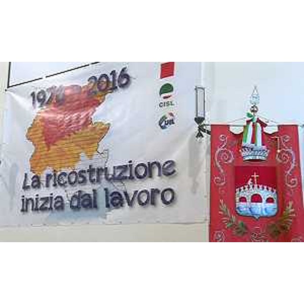L'incontro "La ricostruzione inizia dal lavoro", in Municipio - Venzone 26/04/2016