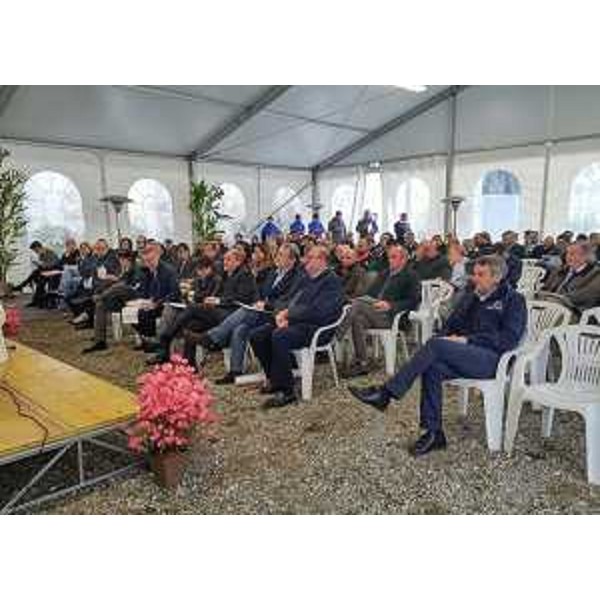 Il convegno "50 anni dall'alluvione del 1966: la situazione nei bacini idrografici del Friuli Venezia Giulia e la mitigazione del rischio idraulico", all'invaso della diga di Ravedis - Montereale Valcellina 26/04/2016