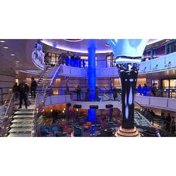 La Carnival Vista, nuova nave ammiraglia della Carnival Cruise Line, alla Fincantieri - Monfalcone 28/04/2016