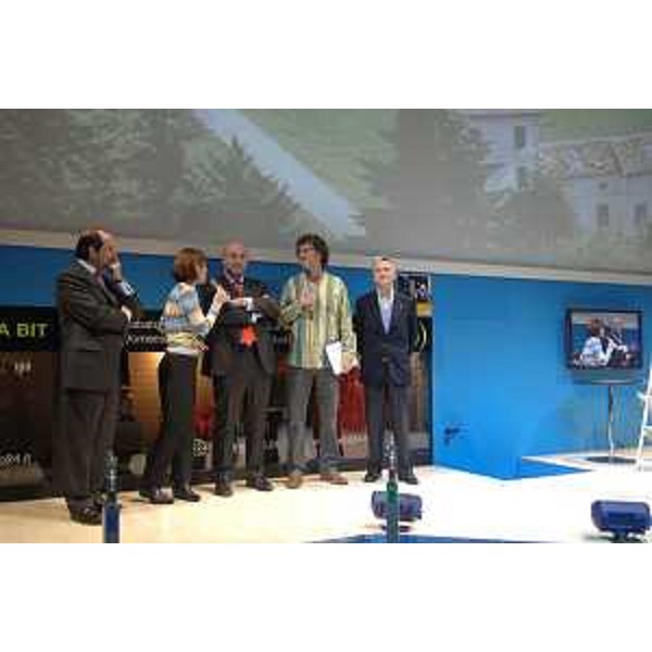 Riccardo Illy (Presidente Regione riuli Venezia Giulia) ed Enrico Bertossi (Assessore Regionale alle Attività Produttive) al BIT di Milano (Milano, 18/02/06)