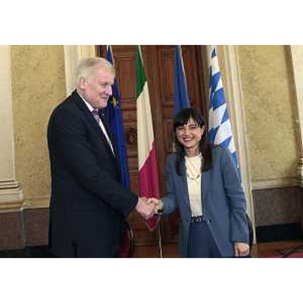 Horst Lorenz Seehofer (Primo ministro Baviera) e Debora Serracchiani (Presidente Regione Friuli Venezia Giulia) nella sede della Regione FVG in piazza Unità d'Italia - Trieste 04/05/2016