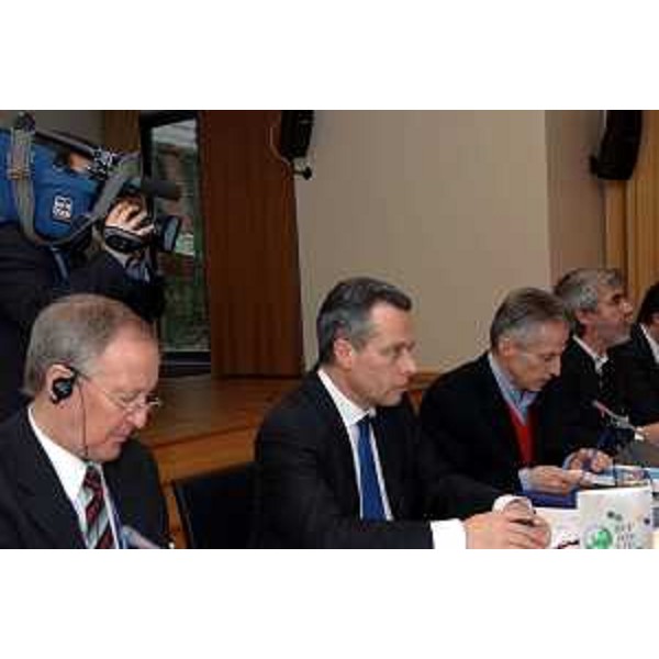 Riccardo Illy (Presidente regione Friuli Venezia Giulia) al Presidium ARE (Bruxelles, 17/02/06)