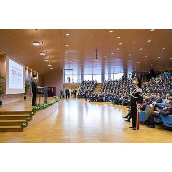 Sergio Mattarella (Presidente Repubblica Italiana) interviene alla seduta straordinaria del Consiglio regionale del Friuli Venezia Giulia, nell'Auditorium della Regione - Udine 06/05/2016