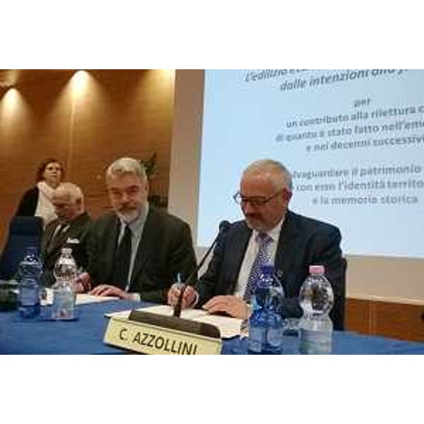 Firma della Convenzione tra Regione Friuli Venezia Giulia e Soprintendenza Belle Arti e Paesaggio del Friuli Venezia Giulia per la salvaguardia dei beni culturali in caso di terremoto, nell'ambito del convegno "Ricostruire la memoria. Il patrimonio culturale del Friuli a quarant'anni dal terremoto", nell'Auditorium della Regione Friuli Venezia Giulia - Udine 11/05/2016