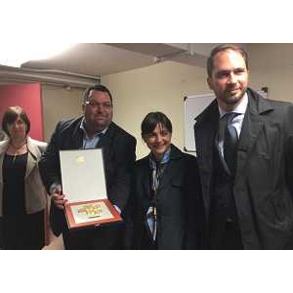 L'inaugurazione della sede dell'Associazione ERAPLE di New York: Giuseppina Azzolini (Coordinatrice Patronato ACLI USA), Cesare Costantini (Direttore ERAPLE), Debora Serracchiani (Presidente Regione Friuli Venezia Giulia) e Cristiano Shaurli (Assessore regionale Risorse agricole e forestali) - New York 15/05/2016