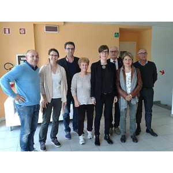 Elena Bulfone (Presidente Associazione Progettoautismo FVG) e Maria Sandra Telesca (Assessore regionale Salute, Integrazione socio-sanitaria, Politiche sociali e Famiglia) al Centro diurno sperimentale per l'autismo "Special Needs" - Feletto Umberto 16/05/2016