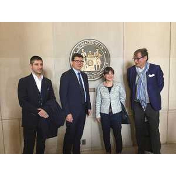 Matteo Tonon (Presidente Confindustria Udine), Nicola De Santis (Console generale d'Italia a Boston), Debora Serracchiani (Presidente Regione Friuli Venezia Giulia) e Giovanni Da Pozzo (Presidente CCIAA Udine) nella sede del Massachusetts Institute of Technology (MIT) - Boston 17/05/2016