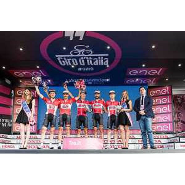 Palco delle premizioni all'arrivo della XIII Tappa del 99° Giro d'Italia - Cividale del Friuli 20/05/2016