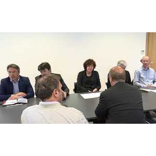 Tavolo per la sottoscrizione del Protocollo tra Regione Friuli Venezia Giulia - Area Agenzia regionale per il Lavoro - e Umana S.p.A. finalizzato allo svolgimento di un'attività sinergica volta alla ricollocazione dei lavoratori coinvolti nella crisi della Cooperativa Carnica di consumo (CoopCa), nella sede della Regione - Tolmezzo 23/05/2016