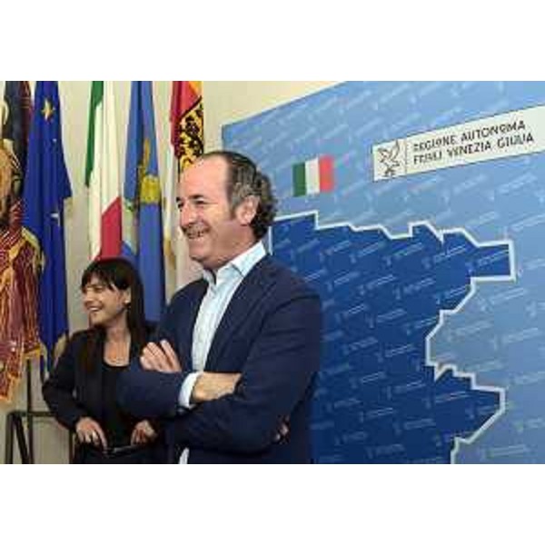 Debora Serracchiani (Presidente Regione Friuli Venezia Giulia) e Luca Zaia (Presidente Regione Veneto) nella sede della Regione Friuli Venezia Giulia - Trieste 23/05/2016
