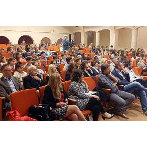 Consegna degli attestati dell'iniziativa "Girls and Boys day", promossa dall'Unione Artigiani in collaborazione con la Regione Friuli Venezia Giulia e la Camera di Commercio, nell'Auditorium della Regione - Pordenone 24/05/2016