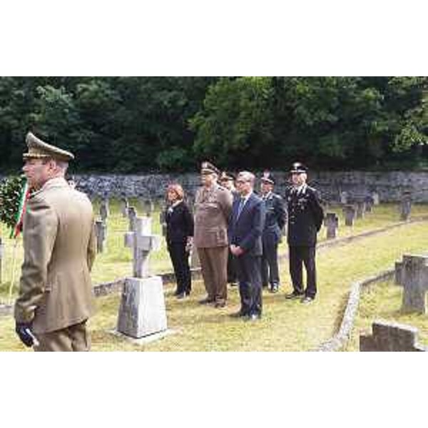 Cerimonia in memoria dei Caduti della Grande Guerra (iniziativa "L'Esercito combatte" organizzata dall'Esercito Italiano) - Cimitero Austroungarico di Prosecco (TS) 24/05/2016