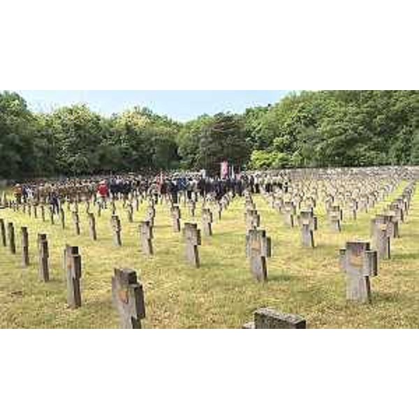 Cerimonia in memoria dei Caduti della Grande Guerra (iniziativa "L'Esercito combatte" organizzata dall'Esercito Italiano) - Cimitero Austroungarico di Prosecco (TS) 24/05/2016