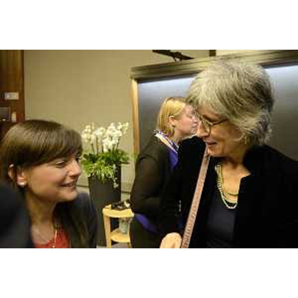 Debora Serracchiani (Presidente Regione Friuli Venezia Giulia) e Flavia Schlegel (Vicedirettore UNESCO Scienze naturali) al quinto meeting del Comitato scientifico consultivo del Segretario generale delle Nazioni Unite (UNSAB) nella sede del Centro Internazionale di Fisica Teorica (ICTP) di Miramare - Trieste 25/05/2016