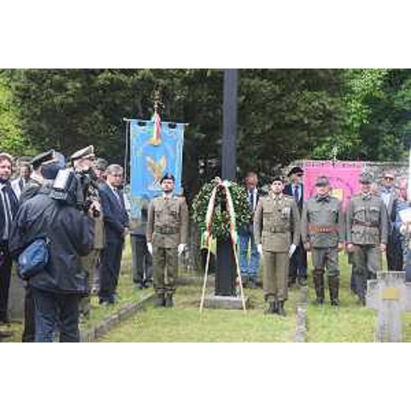 Cerimonia in memoria dei Caduti della Grande Guerra (iniziativa "L'Esercito combatte" organizzata dall'Esercito Italiano) - Cimitero Austroungarico di Prosecco (TS) 24/05/2016 (Foto CME Friuli Venezia Giulia)