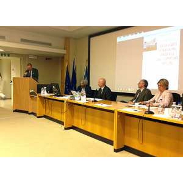 Convegno "Dove va la Sanità in Italia e in Friuli Venezia Giulia. Quali opportunità per il CRO" al Centro di Riferimento Oncologico (CRO) - Aviano (PN) 26/05/2016