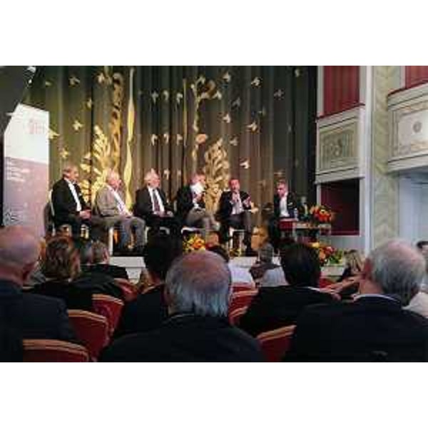 Assemblea ordinaria e straordinaria del Confidi Pordenone, al Teatro Arrigoni - San Vito al Tagliamento 30/05/2016