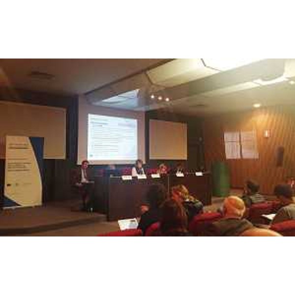 Quinto e ultimo incontro di presentazione del POR FESR 2014-2020, dedicato a "Investimenti a favore della crescita e dell'occupazione del Friuli Venezia Giulia / Le opportunità offerte dai Bandi dell'Asse 1 (Rafforzare la ricerca, lo sviluppo tecnologico e l'innovazione)" - Amaro 31/05/2016