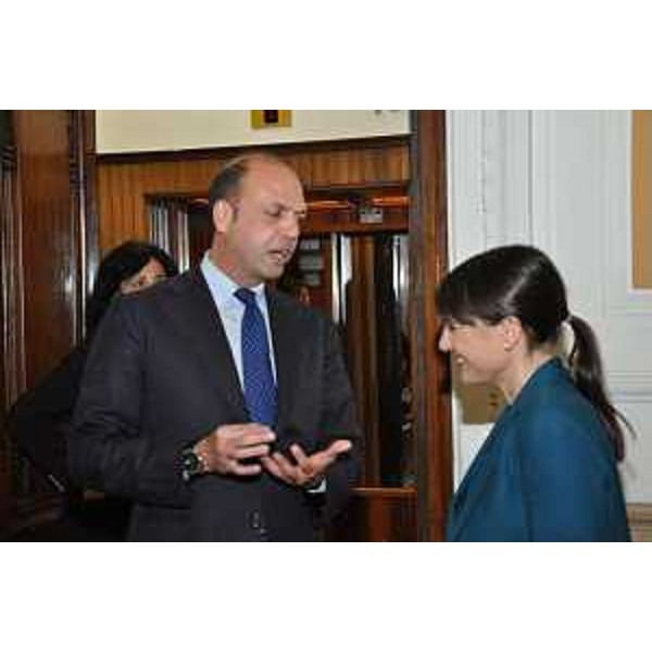 Angelino Alfano (Ministro Interno) e Debora Serracchiani (Presidente Regione Friuli Venezia Giulia) - Roma 31/05/2016