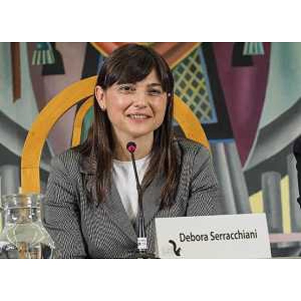 Debora Serracchiani (Presidente Regione autonoma Friuli Venezia Giulia) interviene alla conferenza "Le regioni per la crescita" al Festival Economia Trento / I luoghi della crescita, nella Sala Depero del Palazzo della Provincia - Trento 03/06/2016 (Foto Marco Simonini)