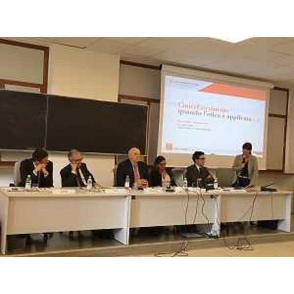 Debora Serracchiani (Presidente Regione Friuli Venezia Giulia) interviene al convegno "ConcrEticamente. Quando l'etica è applicata", a Palazzo Garzolini-Di Toppo Wassermann - Udine 08/06/2016