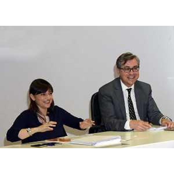 Debora Serracchiani (Presidente Regione Friuli Venezia Giulia), Francesco Peroni (Assessore regionale Finanze) alla presentazione degli Assestamenti di Bilancio 2016 - Udine 16/06/2016