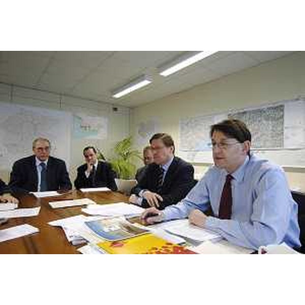 Lodovico Sonego (Assessore alle Infrastrutture di Trasporto) ad incontro su RO-LA trasporto intermodale tir (Trieste, 09/02/06)