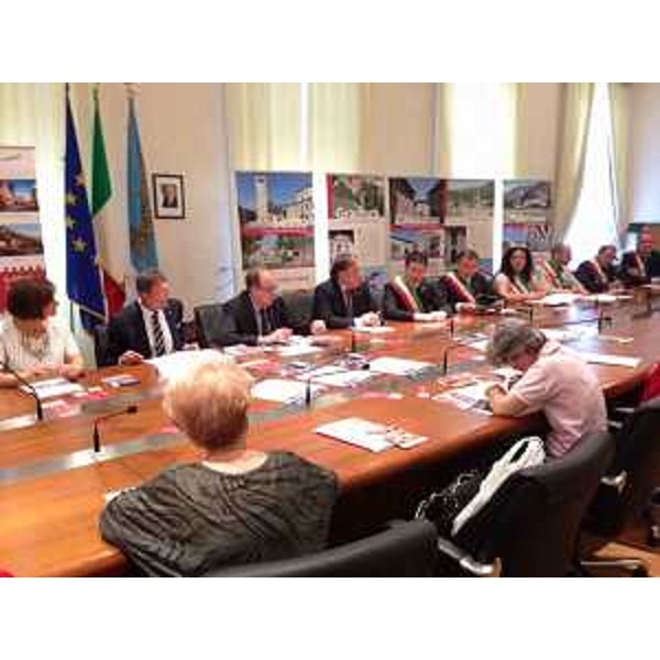 Gianni Torrenti (Assessore regionale Cultura) alla presentazione del programma de "La notte romantica", con i sindaci dei "Borghi più belli d'Italia" del Friuli Venezia Giulia, il presidente nazionale dei Borghi Fiorello Primi e il direttore Marketing di PromoTurismo FVG Bruno Bertero - Trieste 20/06/2016