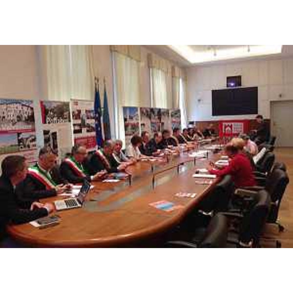 Gianni Torrenti (Assessore regionale Cultura) alla presentazione del programma de "La notte romantica", con i sindaci dei "Borghi più belli d'Italia" del Friuli Venezia Giulia, il presidente nazionale dei Borghi Fiorello Primi e il direttore Marketing di PromoTurismo FVG Bruno Bertero - Trieste 20/06/2016