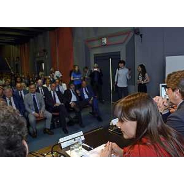 Debora Serracchiani (Presidente Regione Friuli Venezia Giulia) al convegno "Il nuovo Codice Doganale dell'Unione: Dogana 4.0, efficienza e modernità dei servizi", alla Stazione Marittima - Trieste 21/06/2016
