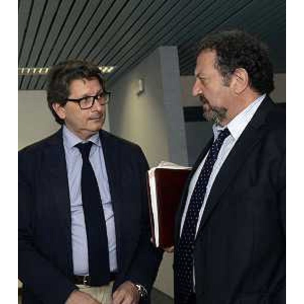Zeno D'agostino (Commissario Autorità Portuale Trieste) e Giuseppe Peleggi (Direttore Agenzia Dogane) al convegno "Il nuovo Codice Doganale dell'Unione: Dogana 4.0, efficienza e modernità dei servizi", alla Stazione Marittima - Trieste 21/06/2016